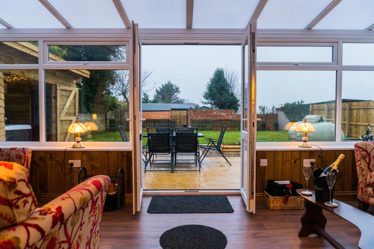 Hot Tub Pet Friendly Luxury Cosy Cottage, Near Withernsea And Patrington Welwick Экстерьер фото